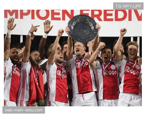 欧联杯：勒沃库森补时阶段连入两球，3-2逆转布莱顿晋级