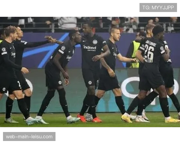 弗赖堡官方更新:球队头号射手恢复顺利,已参加部分合练 弗赖堡官方更新:球队头号射手恢复顺利,已参加部分合练